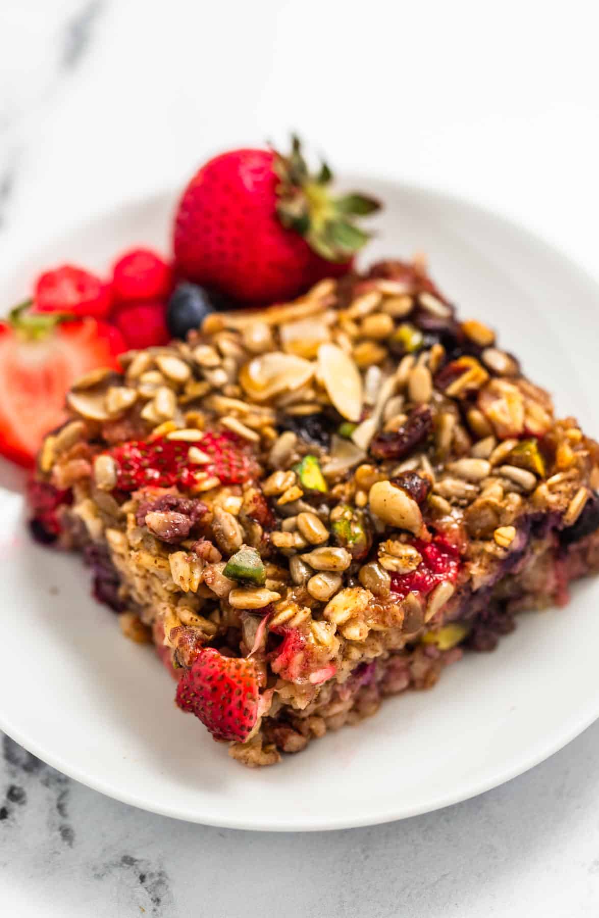 Baked Berry Oatmeal - Addicted to Tahini